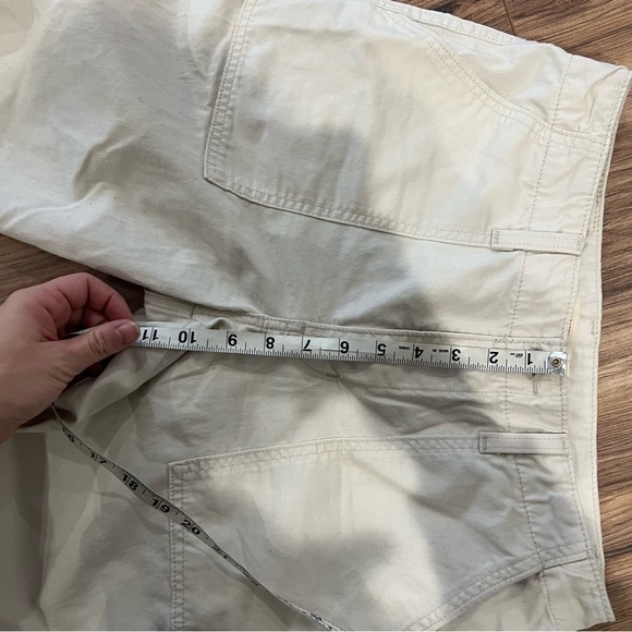 Levi’s 94 Baggy Cargo Utility Pants - Picture 8 of 11